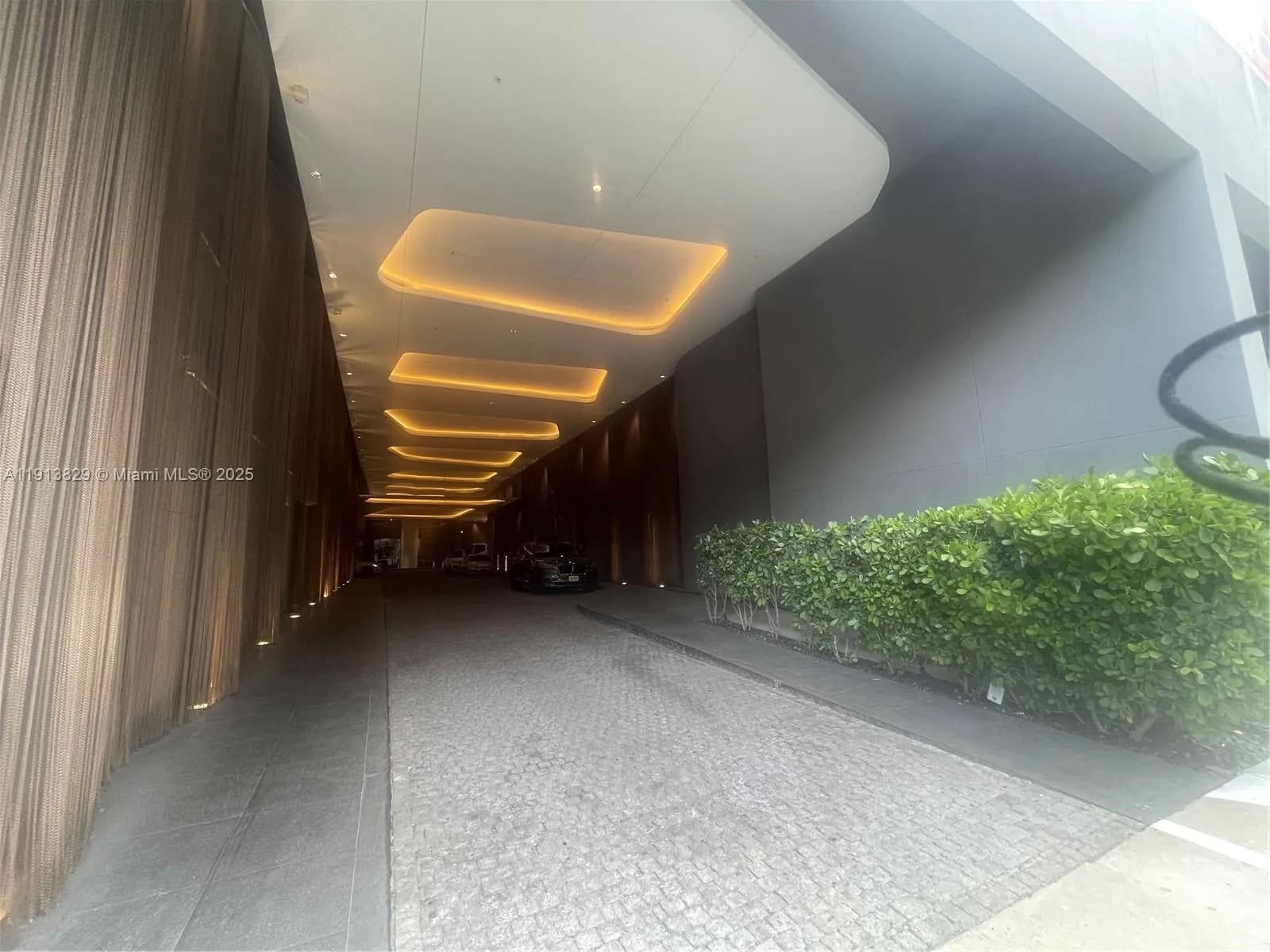 801 S Miami Ave # 2207, Miami FL 33130