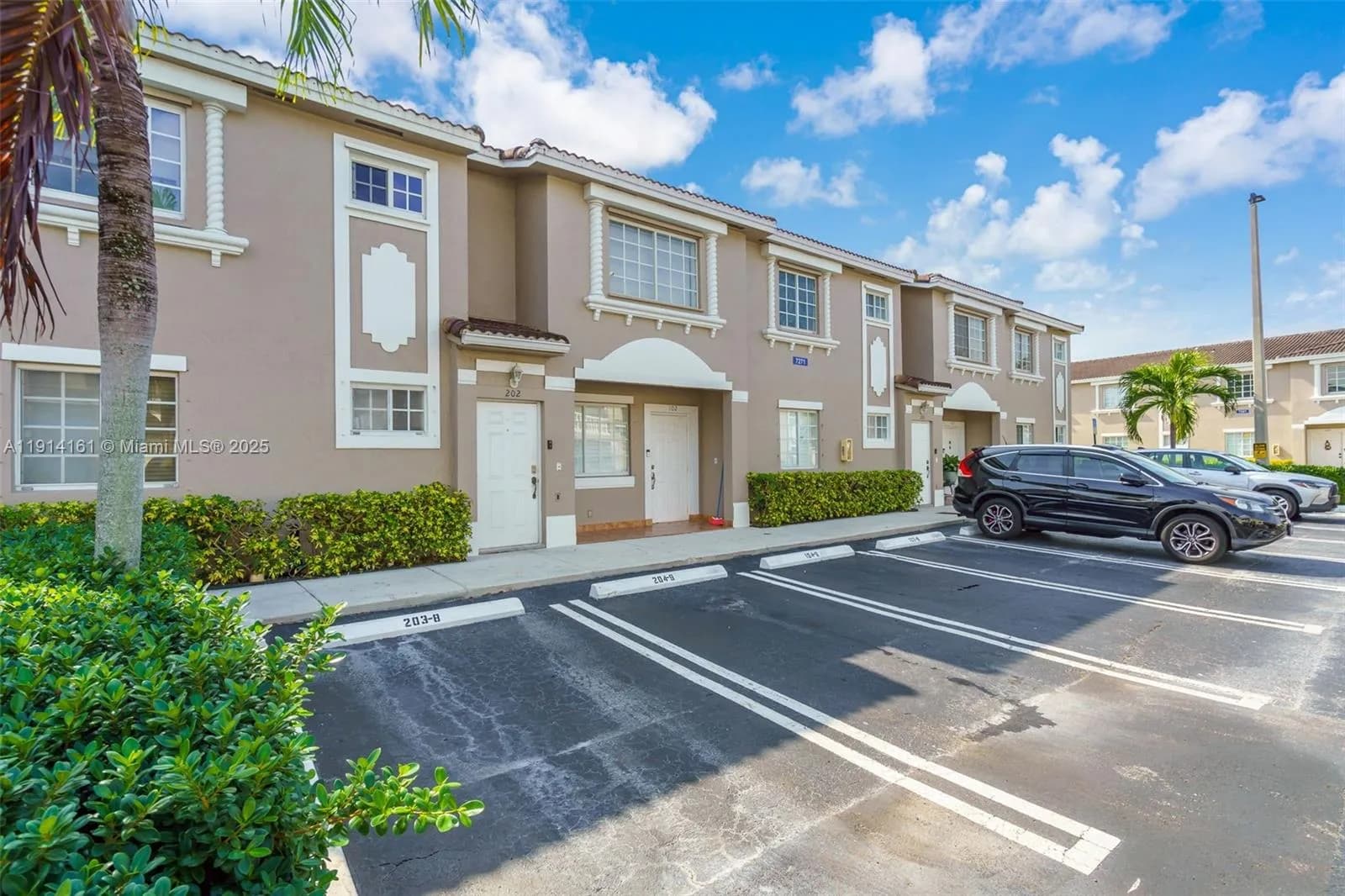 7271 NW 174th Ter # 202, Hialeah FL 33015