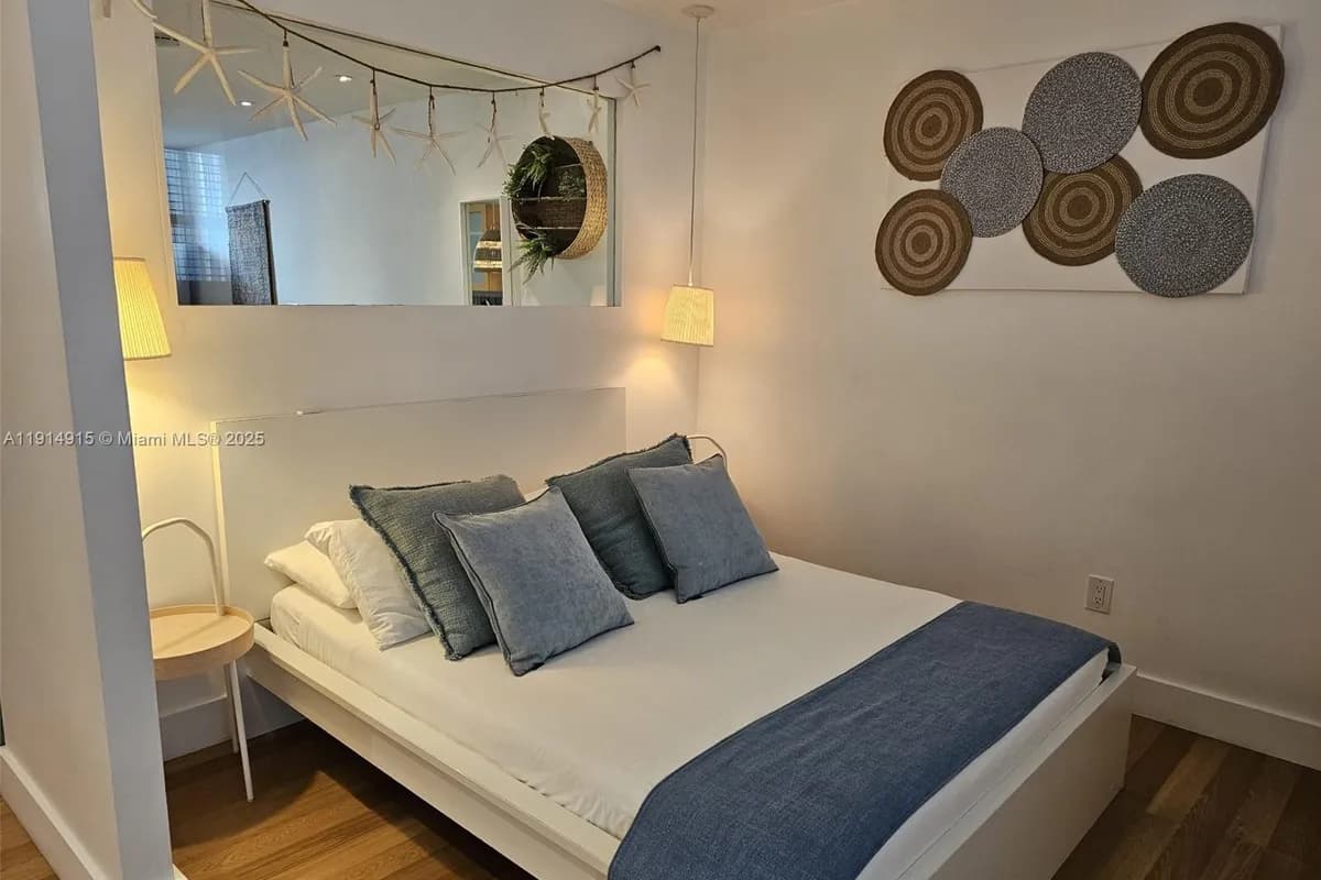 751 Collins Ave # 1, Miami Beach FL 33139