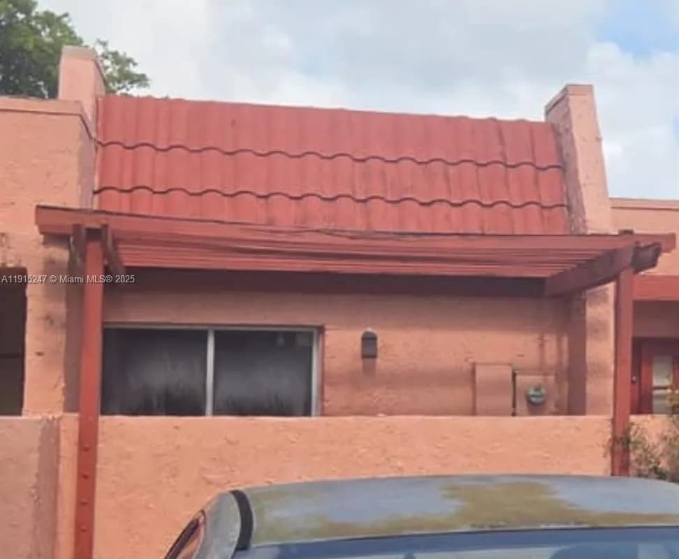 1524 NW 56th Ave # 7, Lauderhill FL 33313