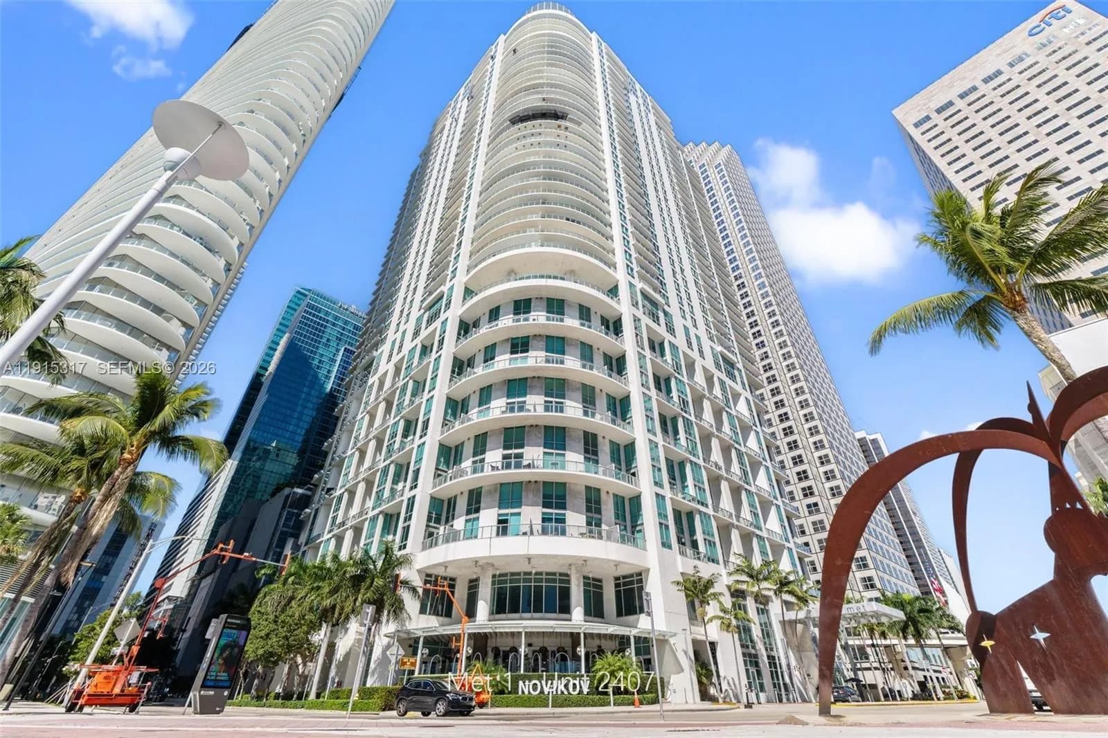 300 S Biscayne Blvd # 2407, Miami FL 33131