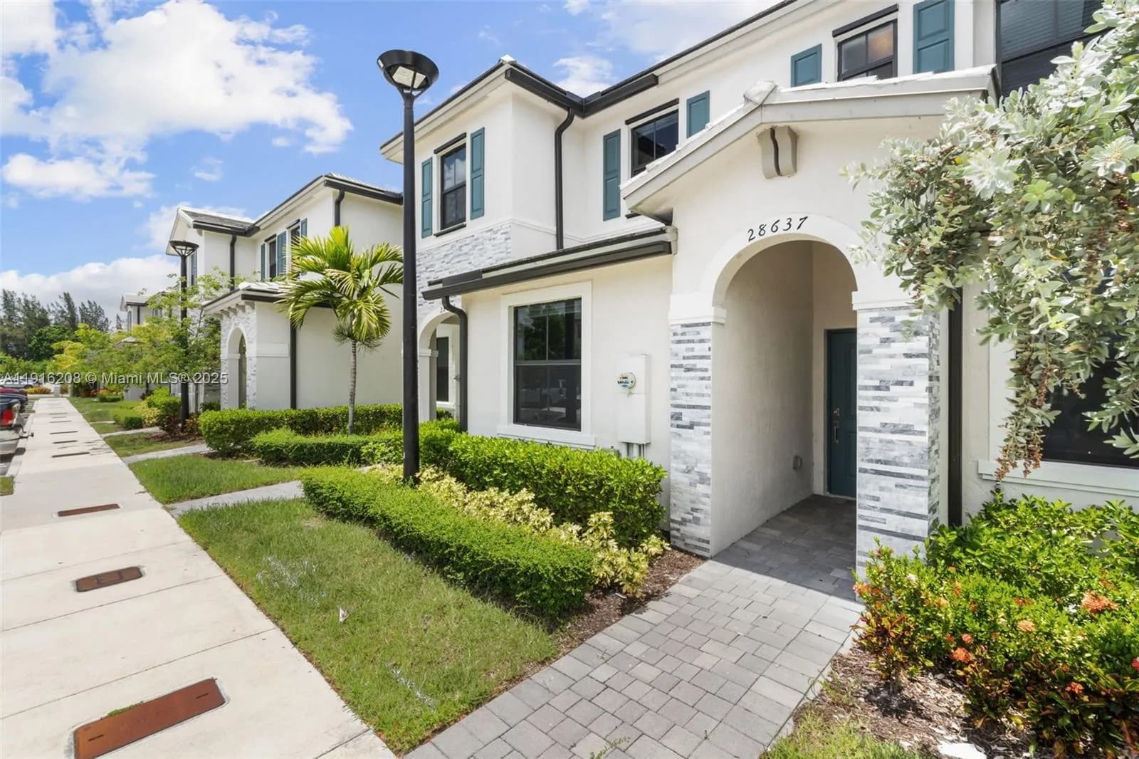 28637 SW 132nd Ct, Homestead FL 33033