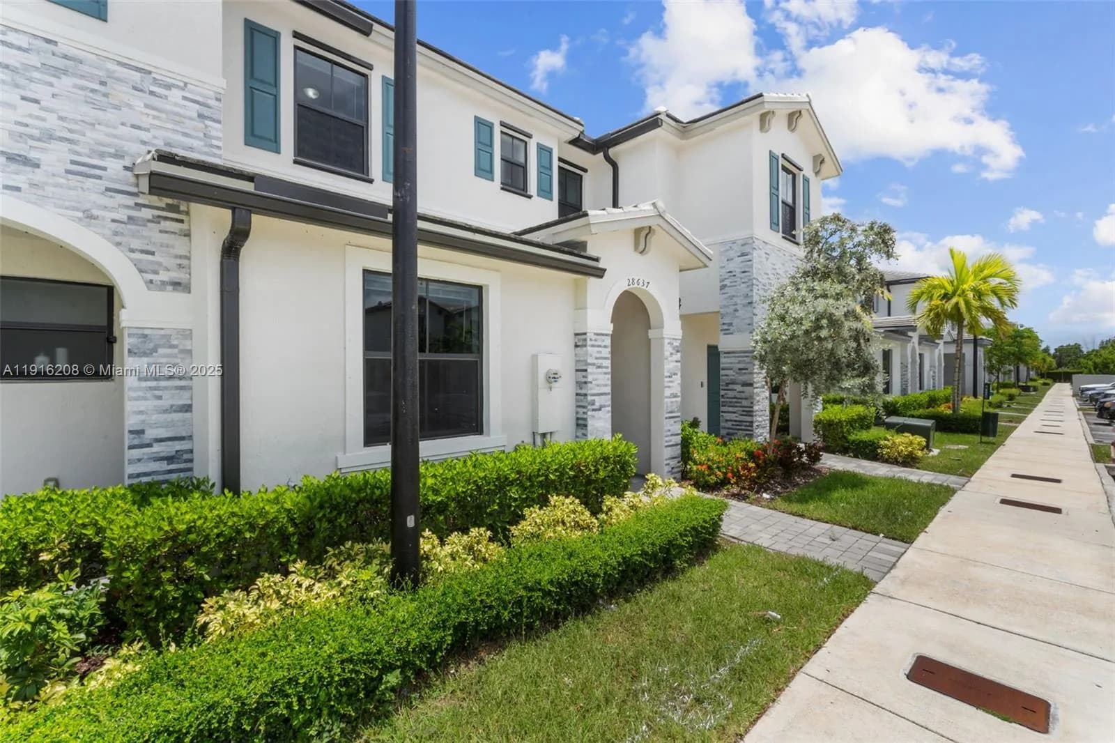 28637 SW 132nd Ct, Homestead FL 33033