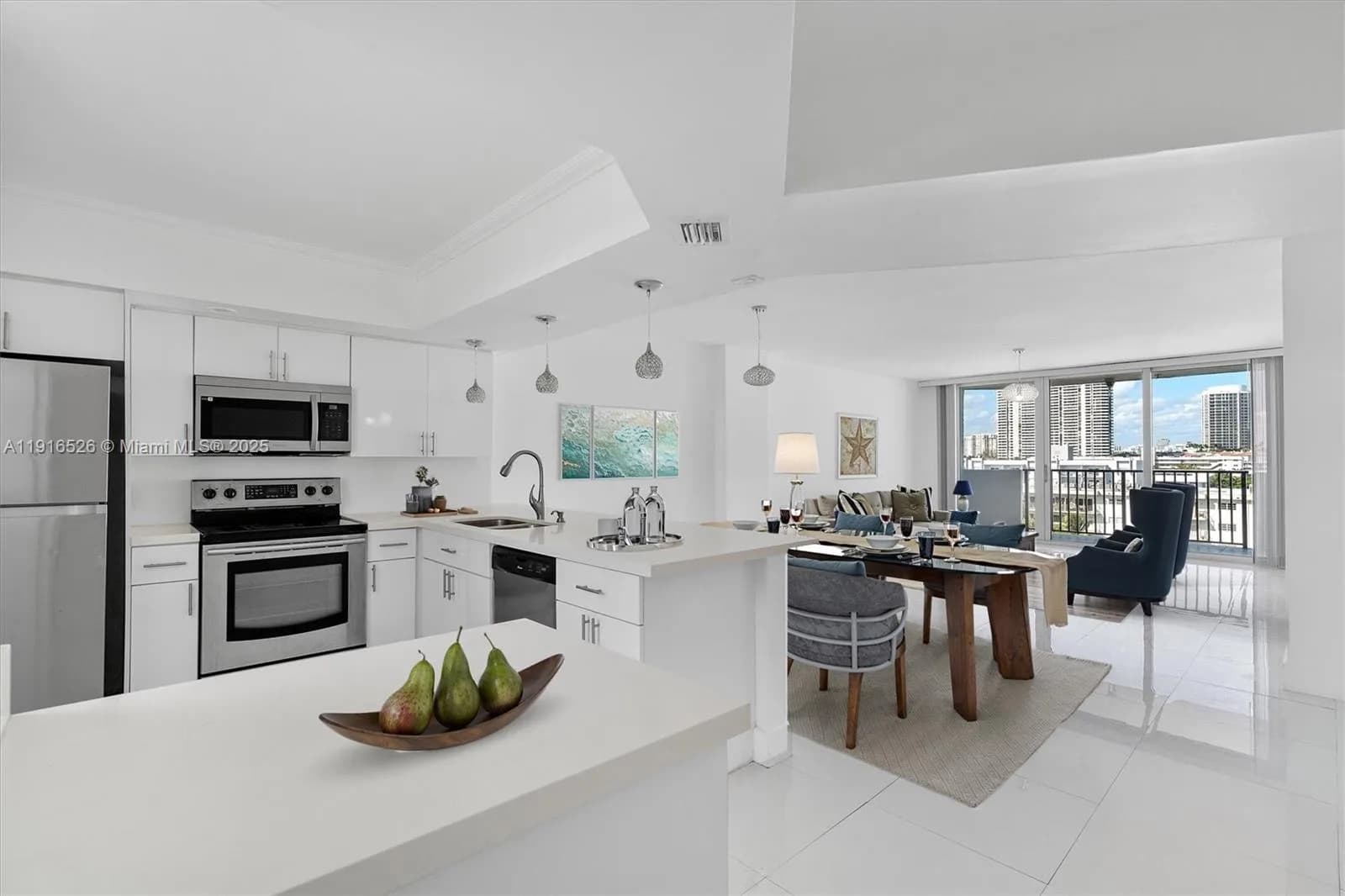 3703 NE 166th St # 808, North Miami Beach FL 33160