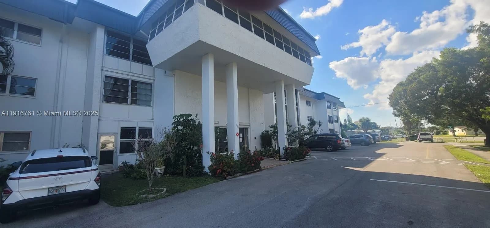 4880 NW 22nd St # 301, Lauderhill FL 33313