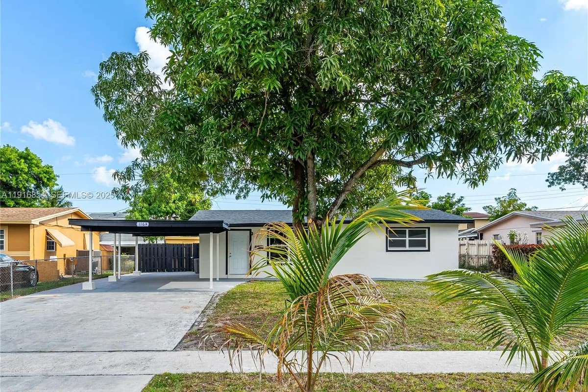 1164 NW 45th Ave, Lauderhill FL 33313