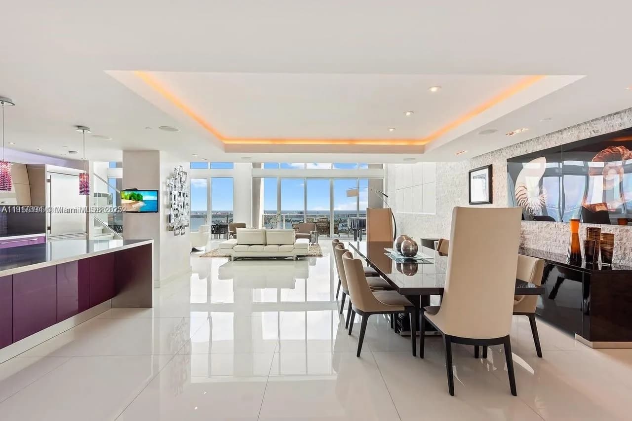 1040 Biscayne Blvd # 4403, Miami FL 33132