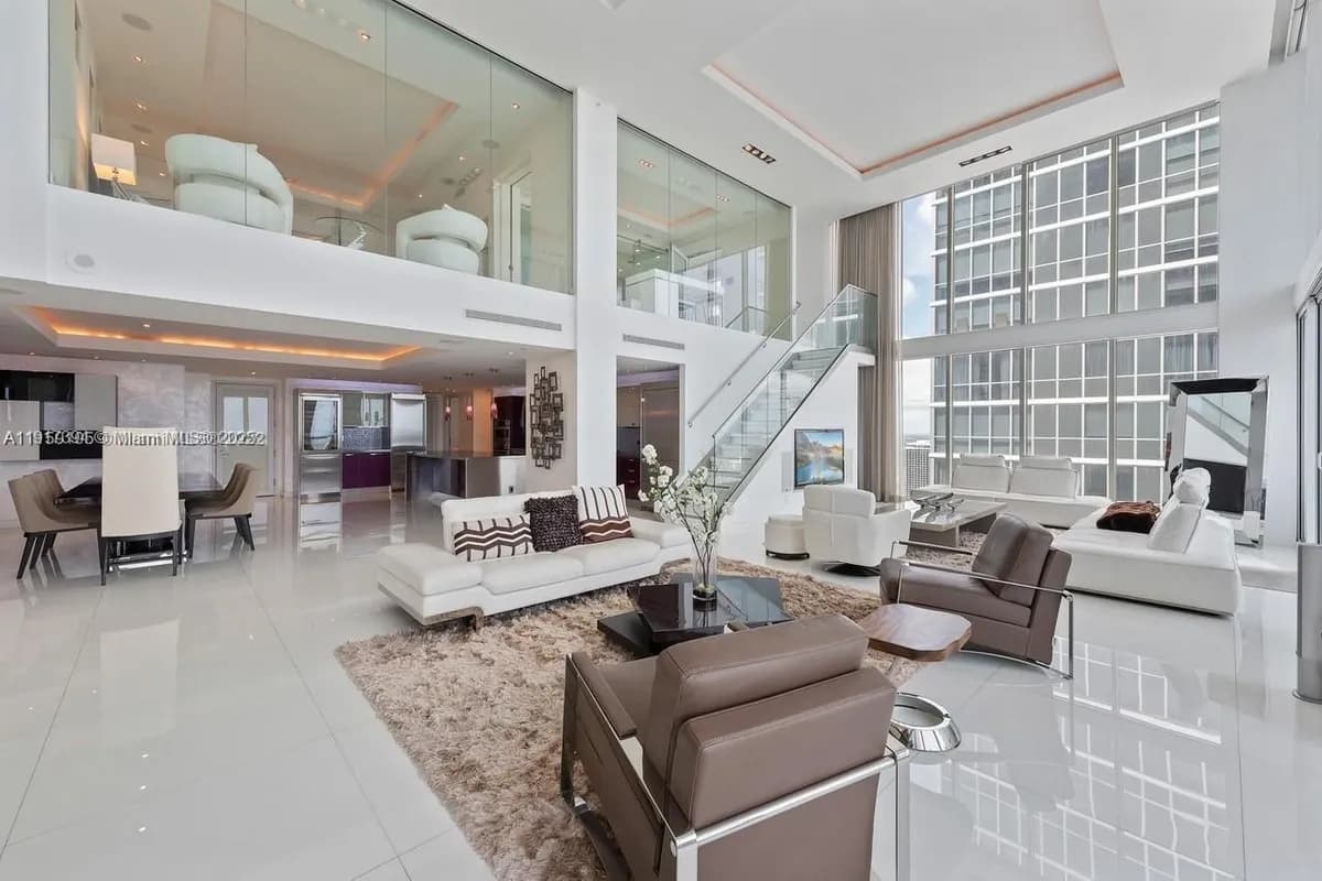 1040 Biscayne Blvd # 4403, Miami FL 33132