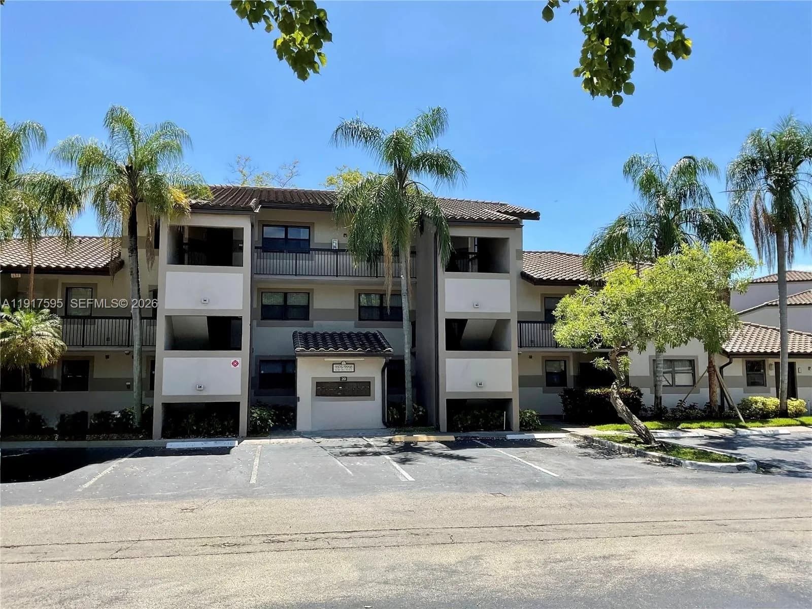 9846 Nob Hill Ln # 9846, Sunrise FL 33351