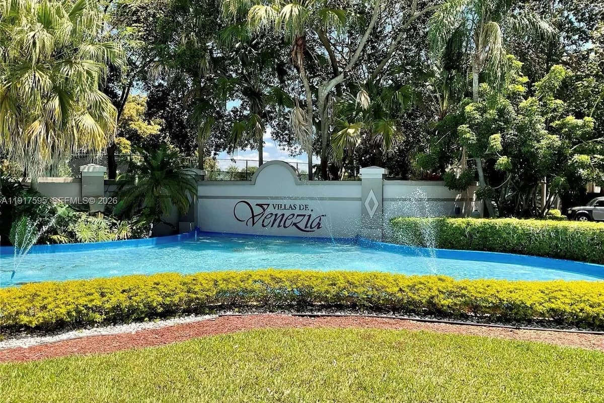 9846 Nob Hill Ln # 9846, Sunrise FL 33351