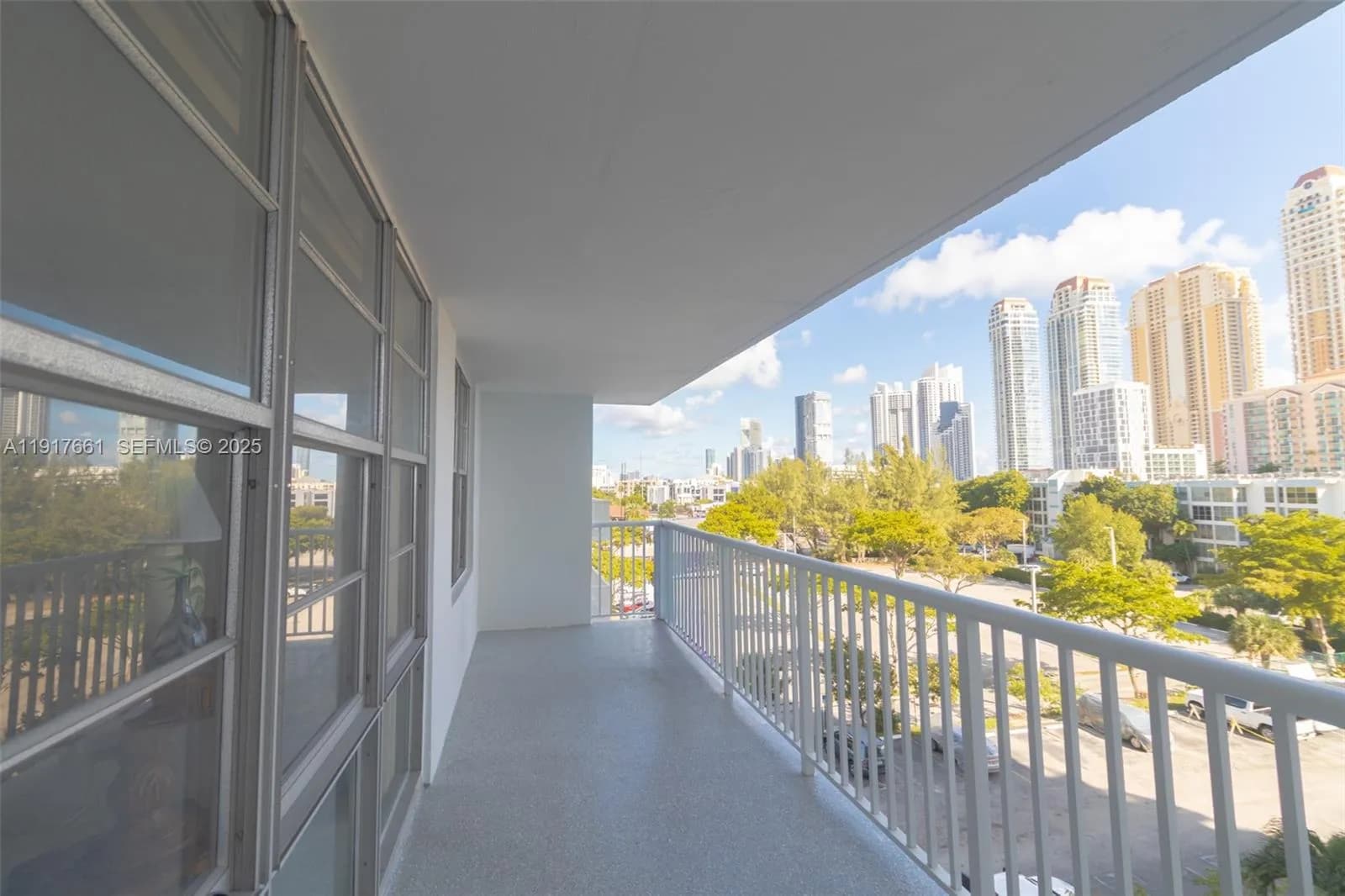 231 174th St # 617, Sunny Isles Beach FL 33160