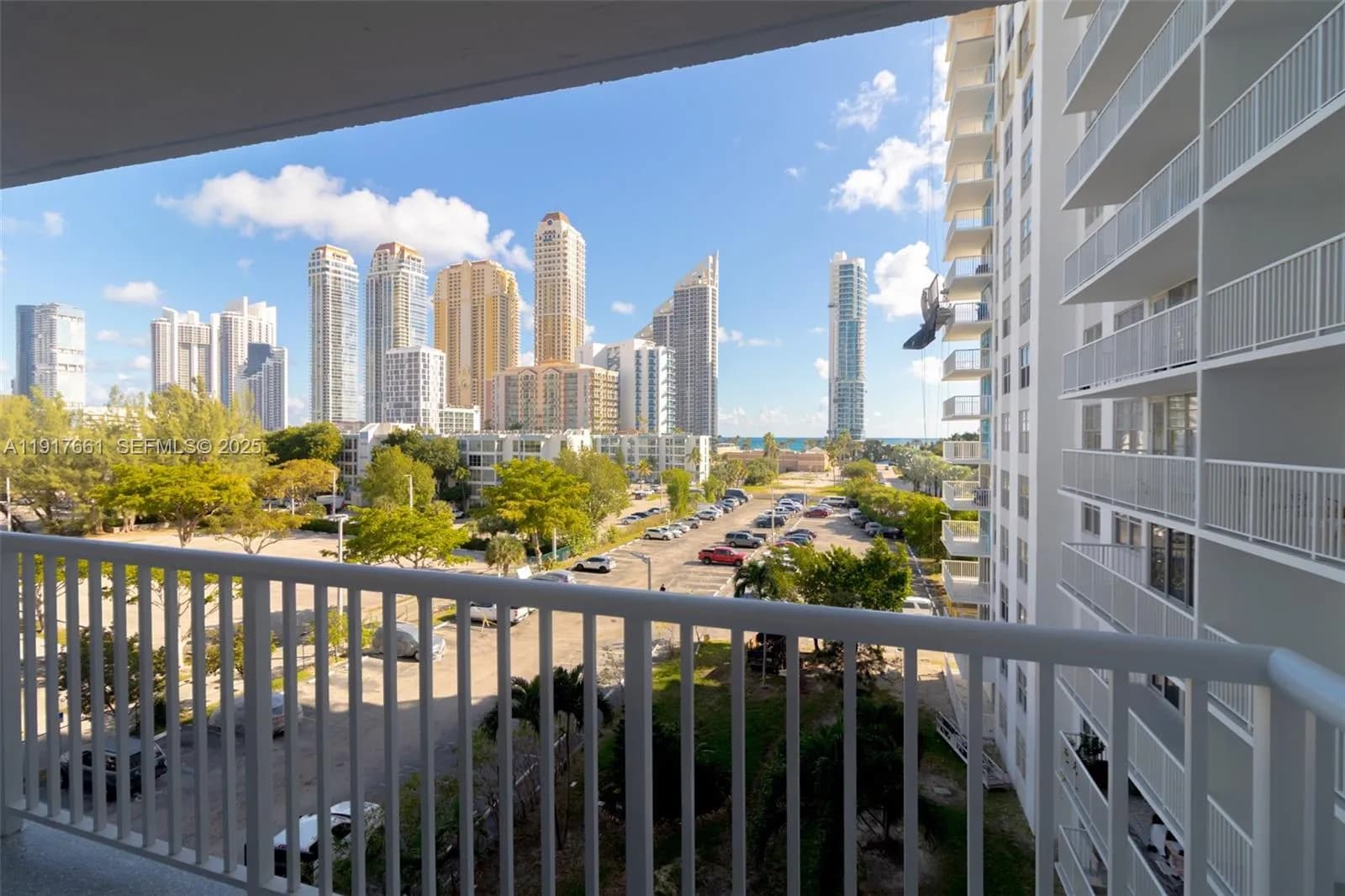 231 174th St # 617, Sunny Isles Beach FL 33160