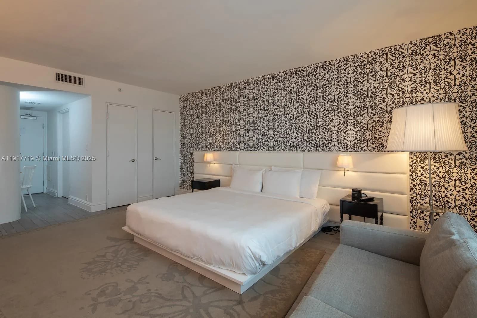 1100 West Ave # 1515, Miami Beach FL 33139