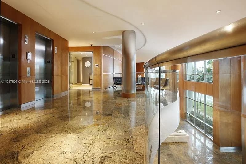 1000 5th St # 103, Miami Beach FL 33139