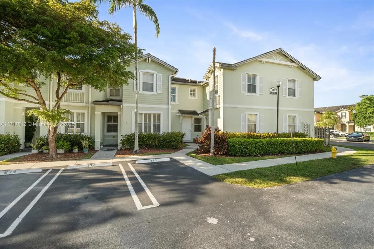 152 SE 29th Ave # 9, Homestead FL 33033