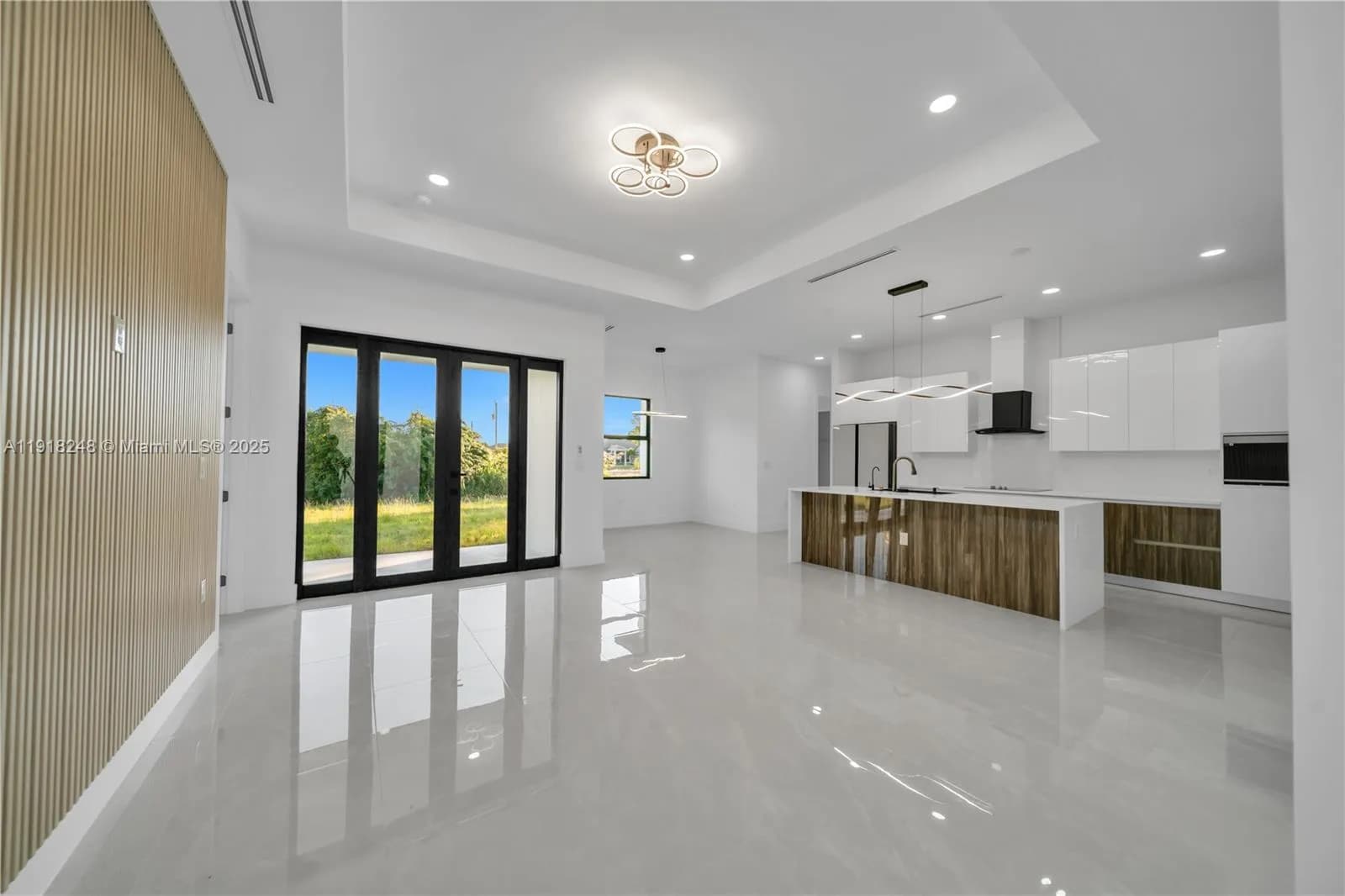 3105 28TH ST SW, Lehigh Acres FL 33976