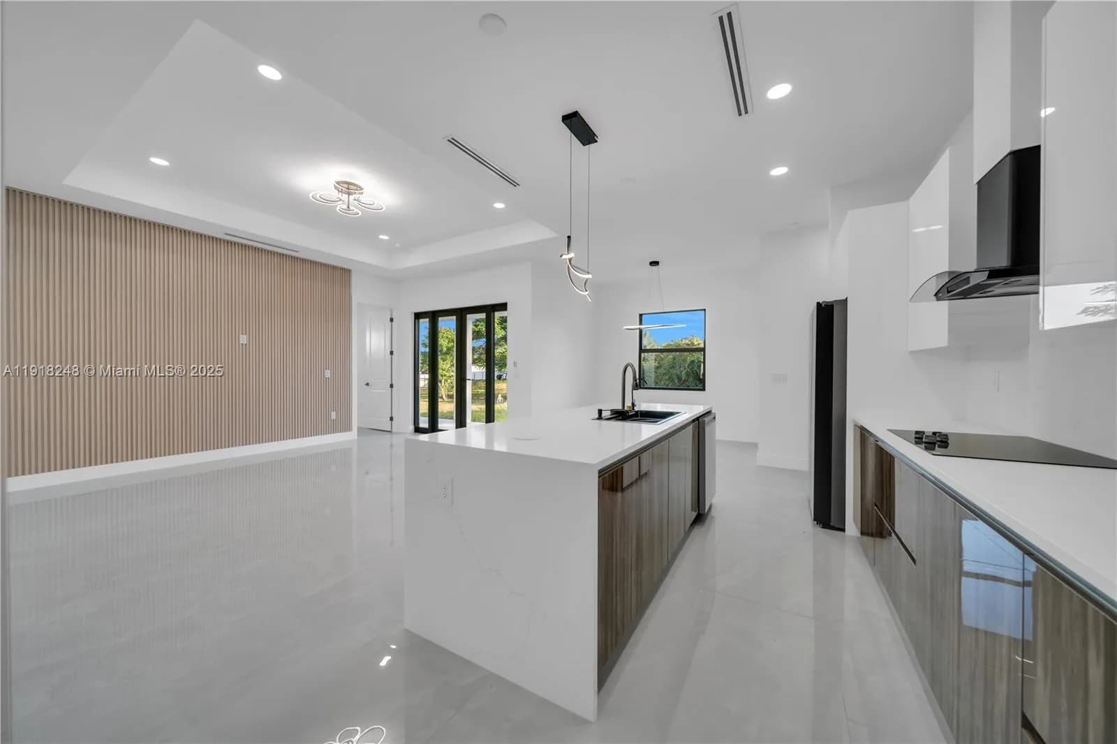 3105 28TH ST SW, Lehigh Acres FL 33976