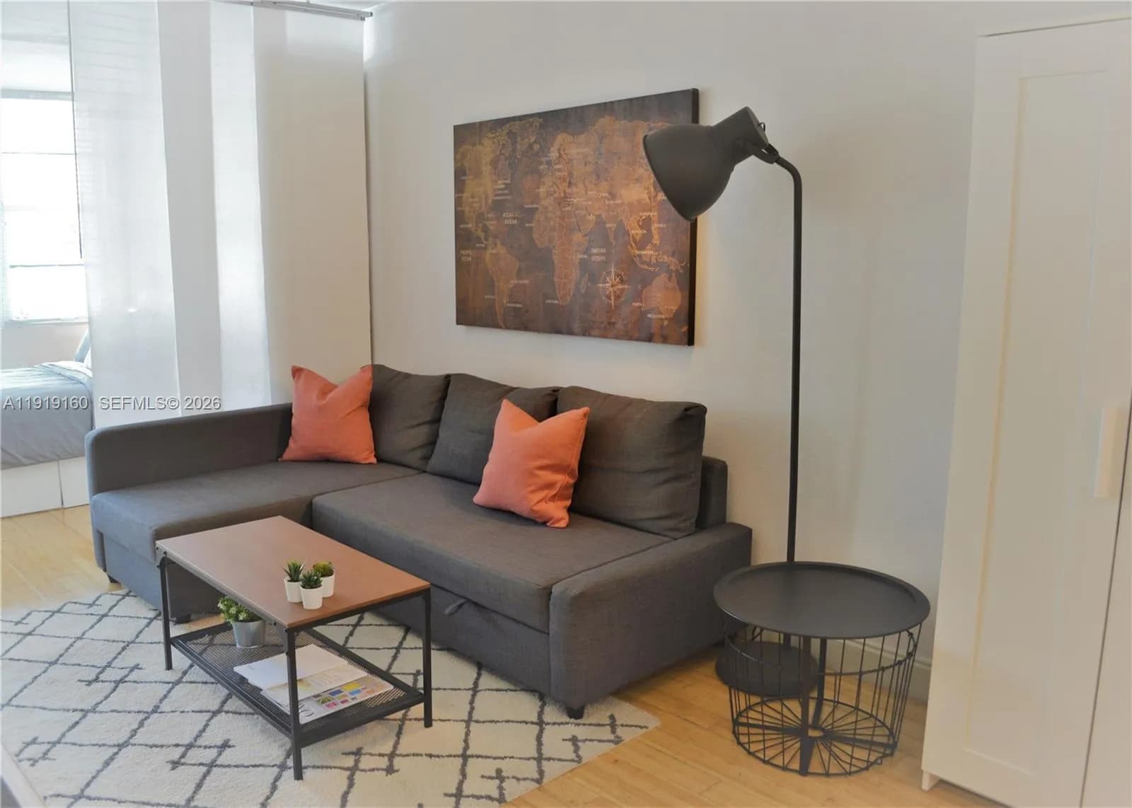 300 74th St # 5, Miami Beach FL 33141