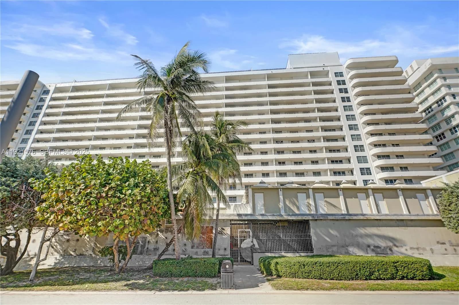 5555 Collins Avenue # 3C, Miami Beach FL 33140