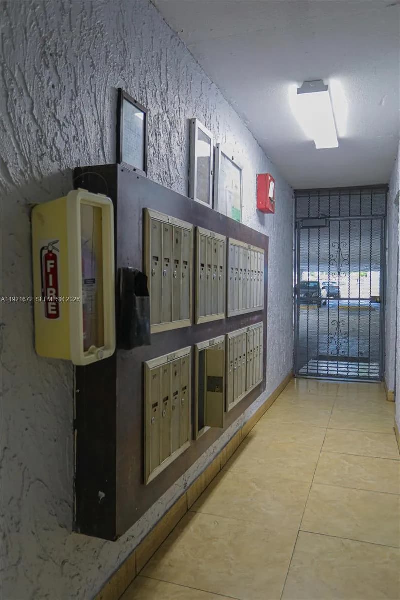 13685 NE 10th Ave # 209, North Miami FL 33161