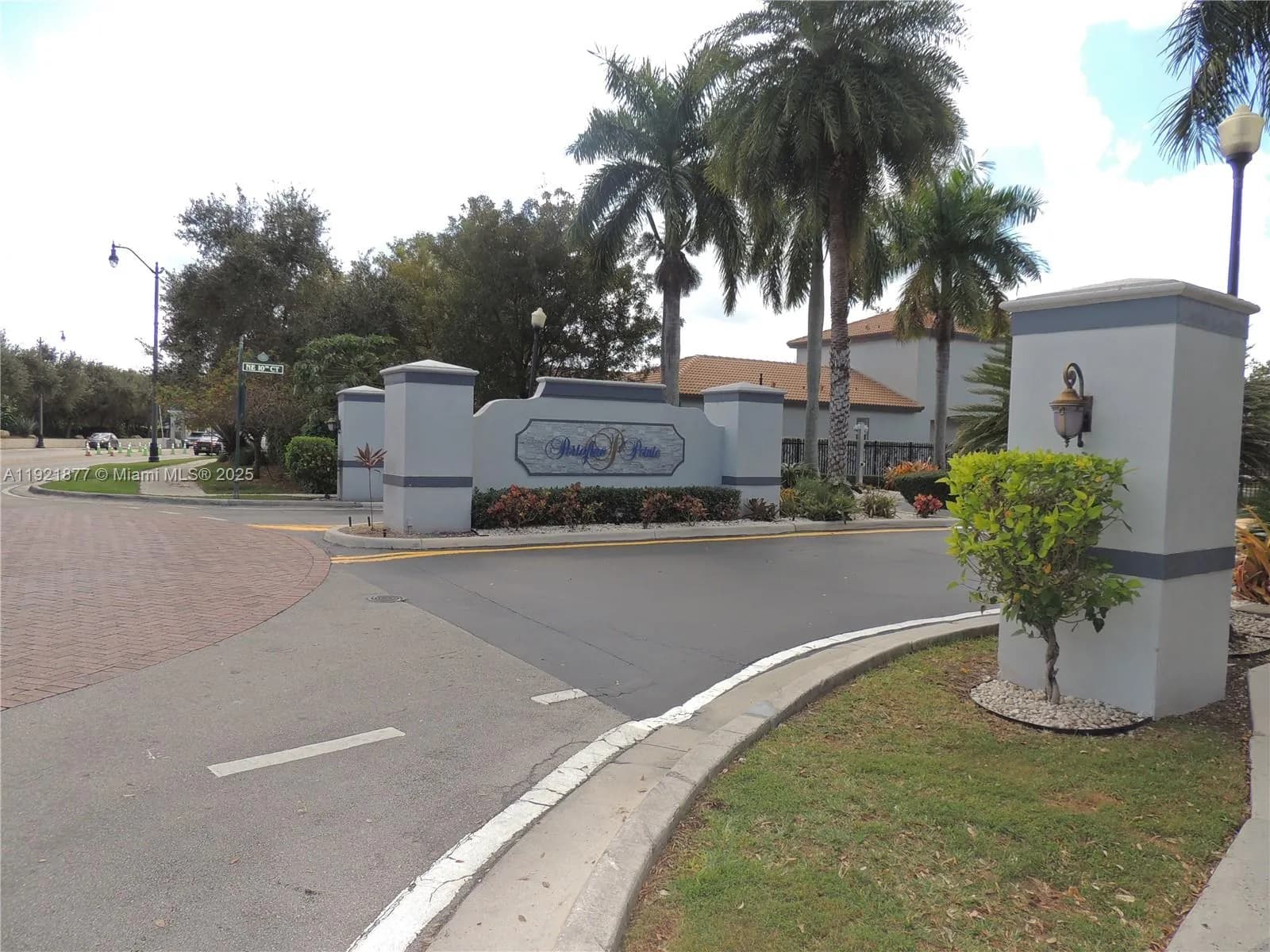 959 NE 37th Ave, Homestead FL 33033