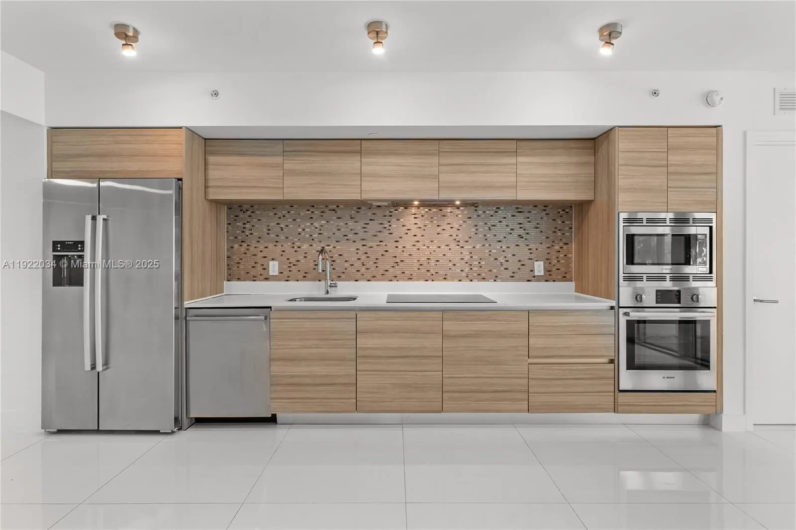 6620 Indian Creek Dr # 116, Miami Beach FL 33141