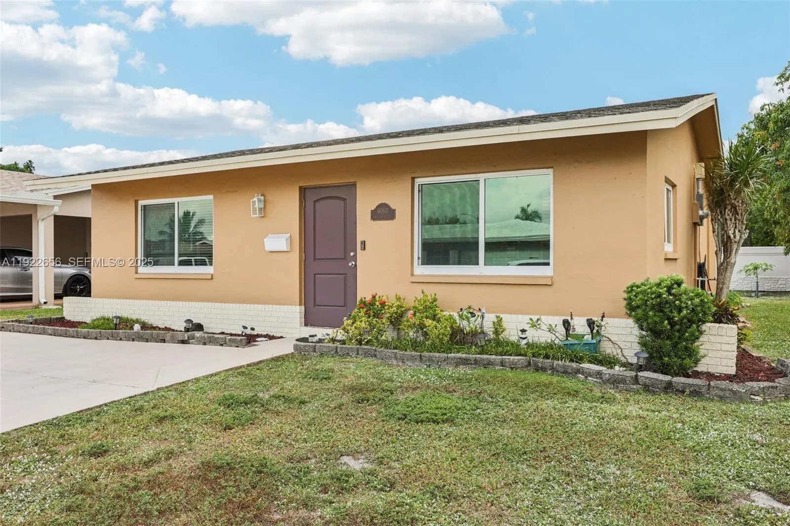 6003 NW 74th Ave, Tamarac FL 33321