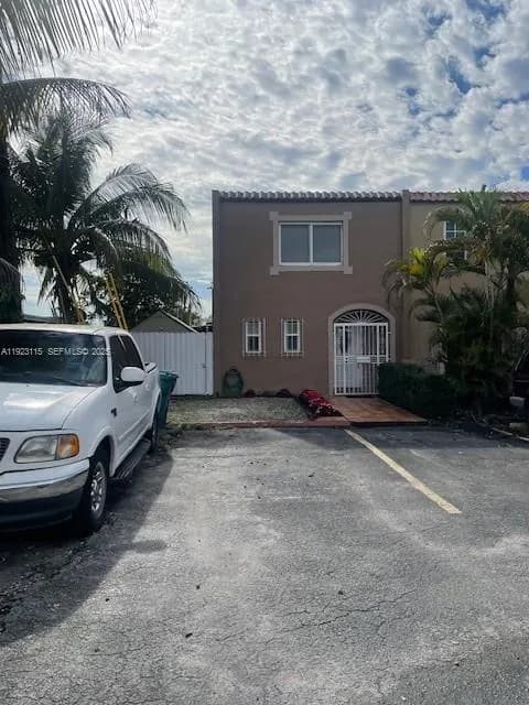 5432 NW 168 Terrace, Miami Gardens FL 33055