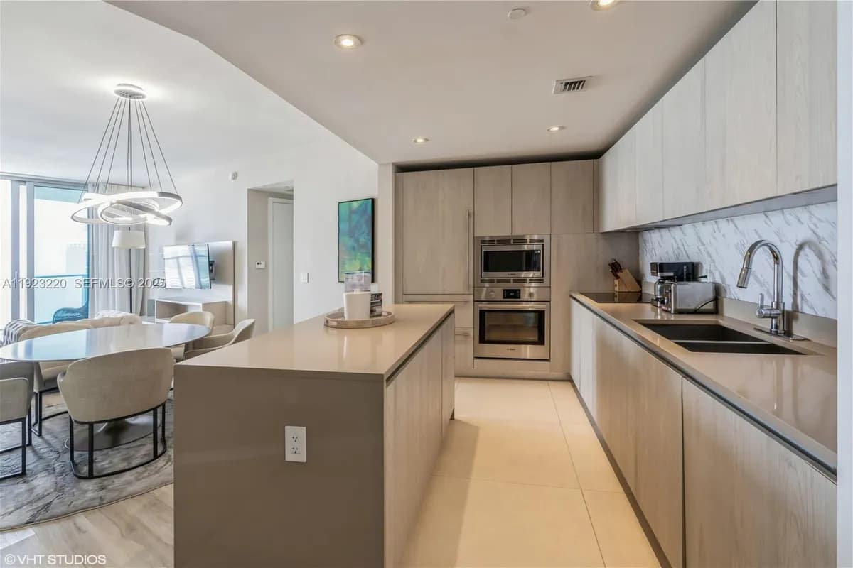 4111 S Ocean Dr # 1904, Hollywood FL 33019