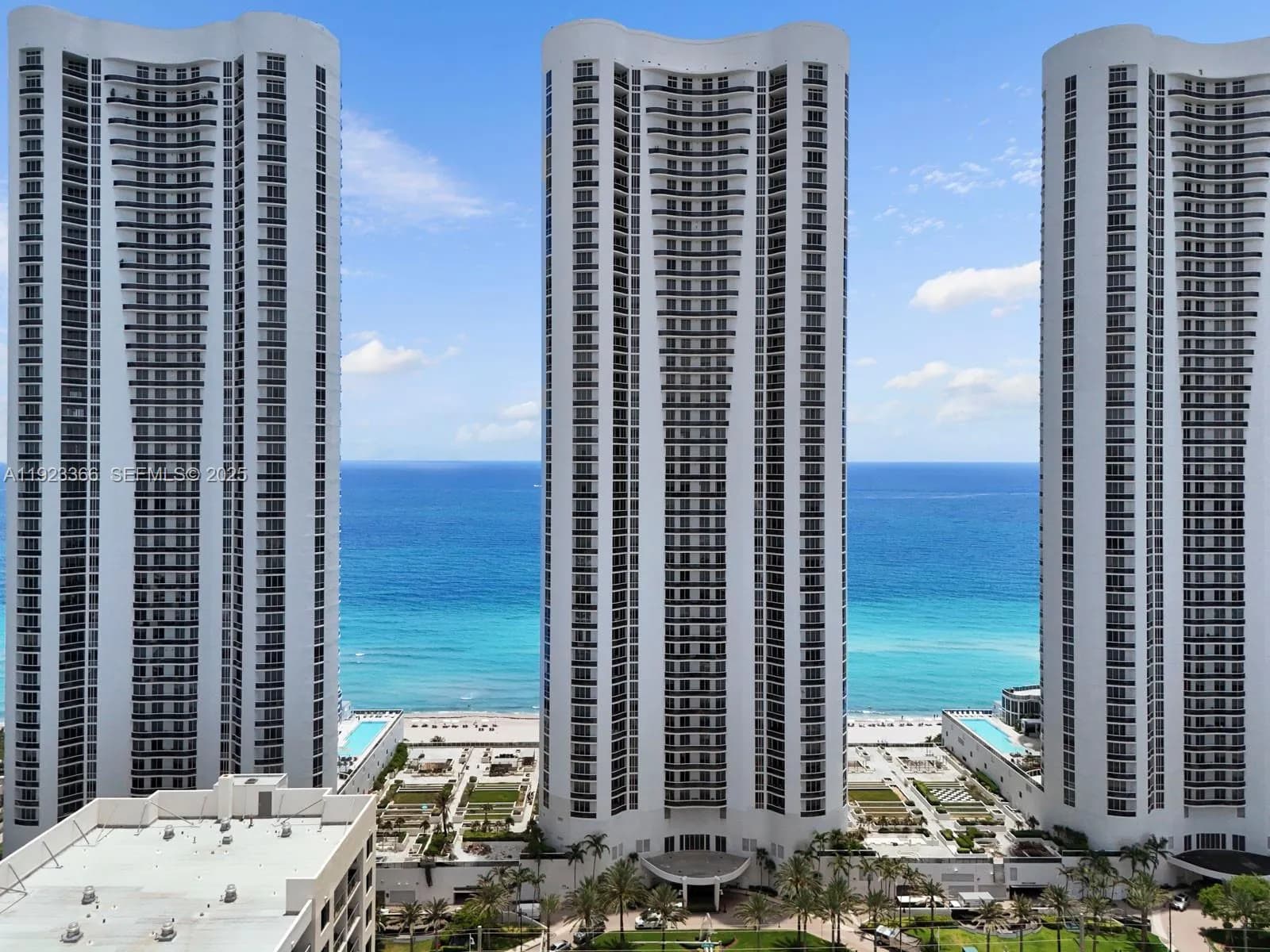 2 bedroom 2 bath for sale at 15901 Collins Ave # 403, Sunny Isles Beach FL 33160