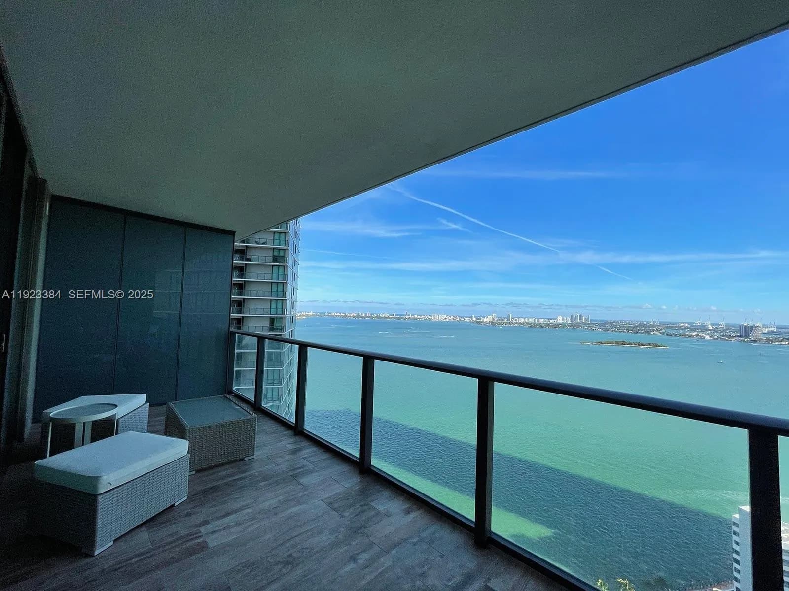 650 NE 32nd St # 3005, Miami FL 33137