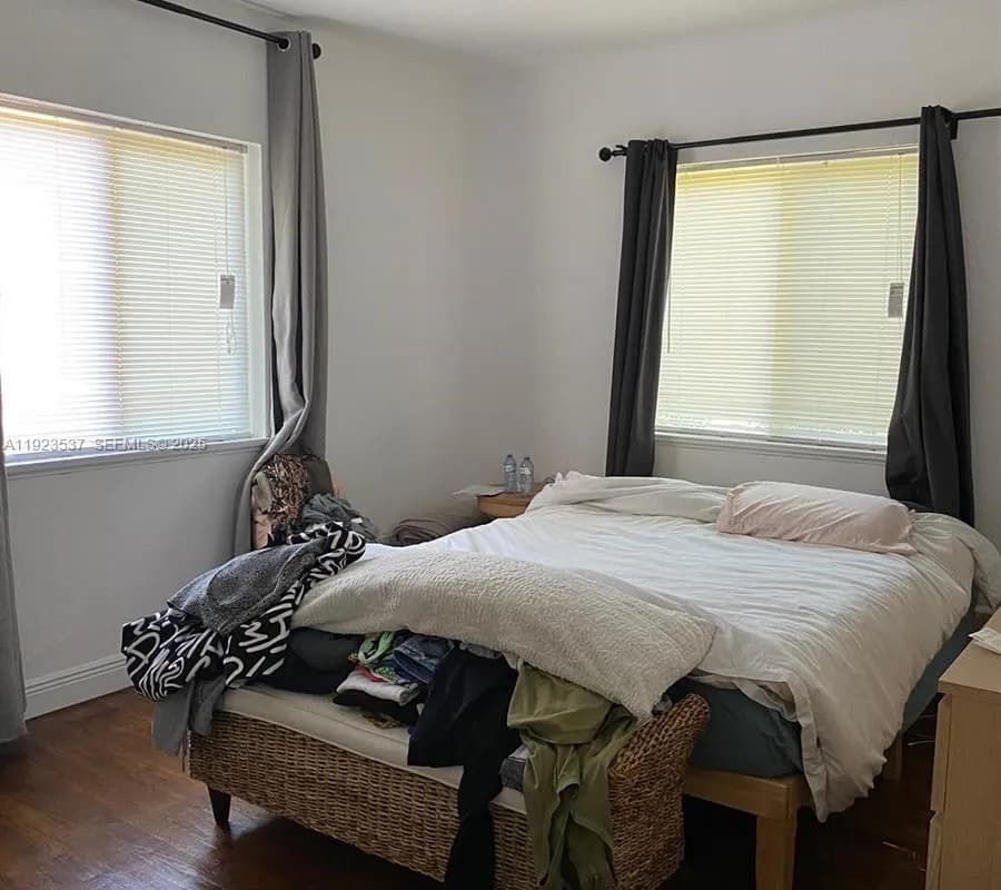 851 80th St, Miami Beach FL 33141