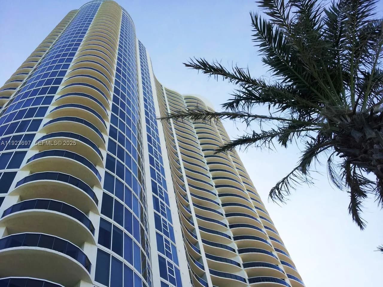2 bedroom 2 bath for sale at 17201 Collins Ave # 1009, Sunny Isles Beach FL 33160