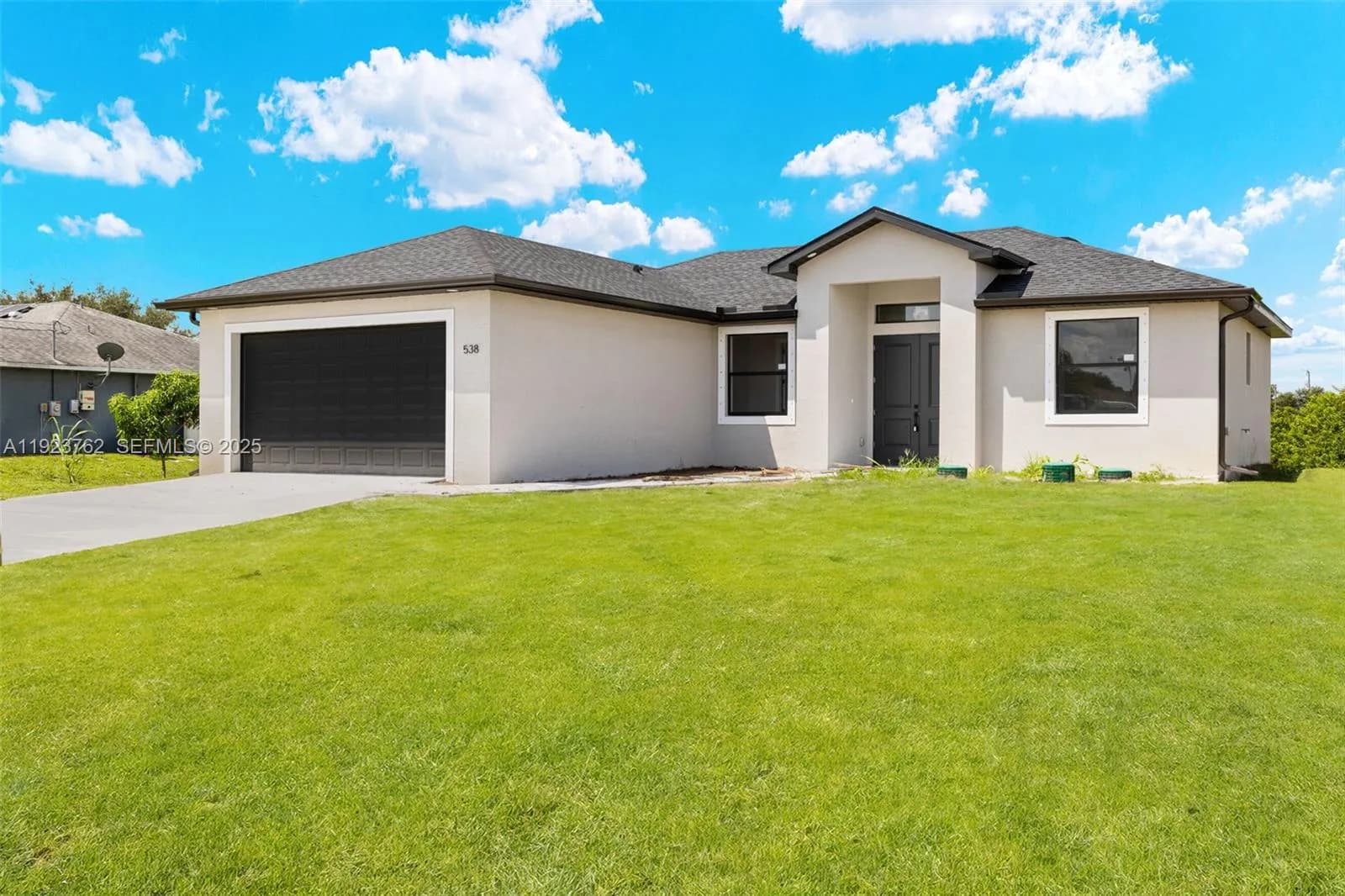 538 Paloma Avenue, Lehigh Acres FL 3974