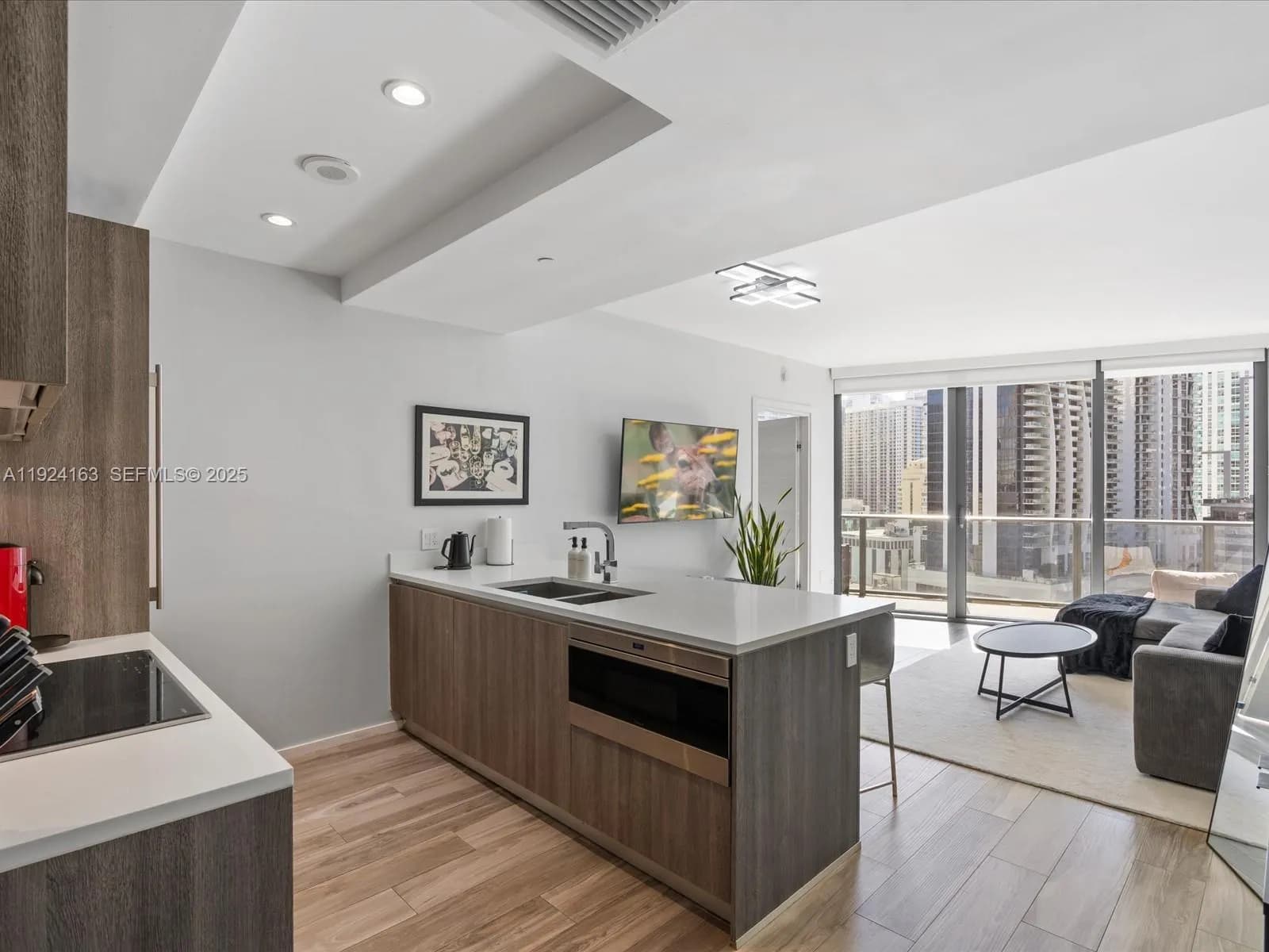 801 S Miami Ave # 1603, Miami FL 33130