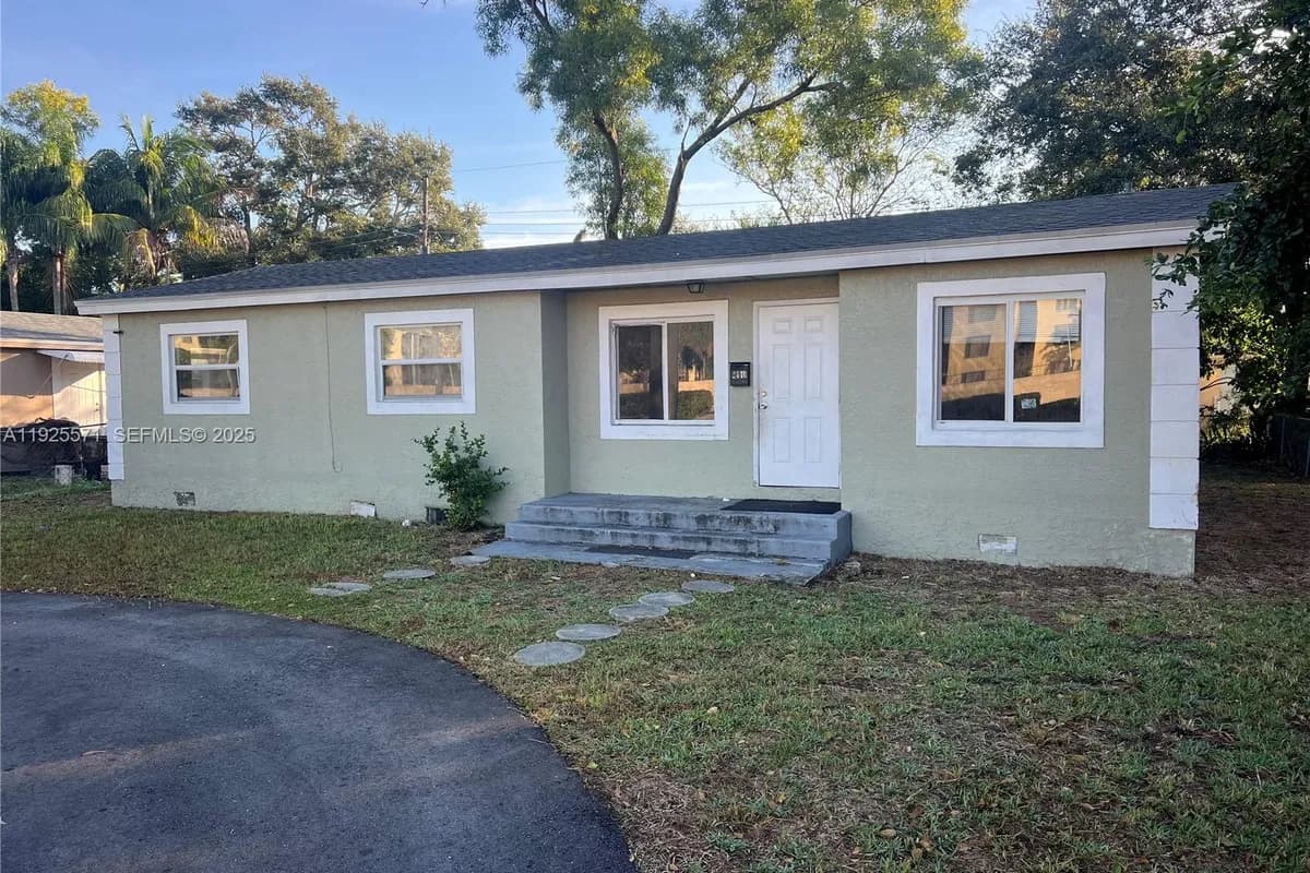 2440 NW 31st Ave, Fort Lauderdale FL 33311