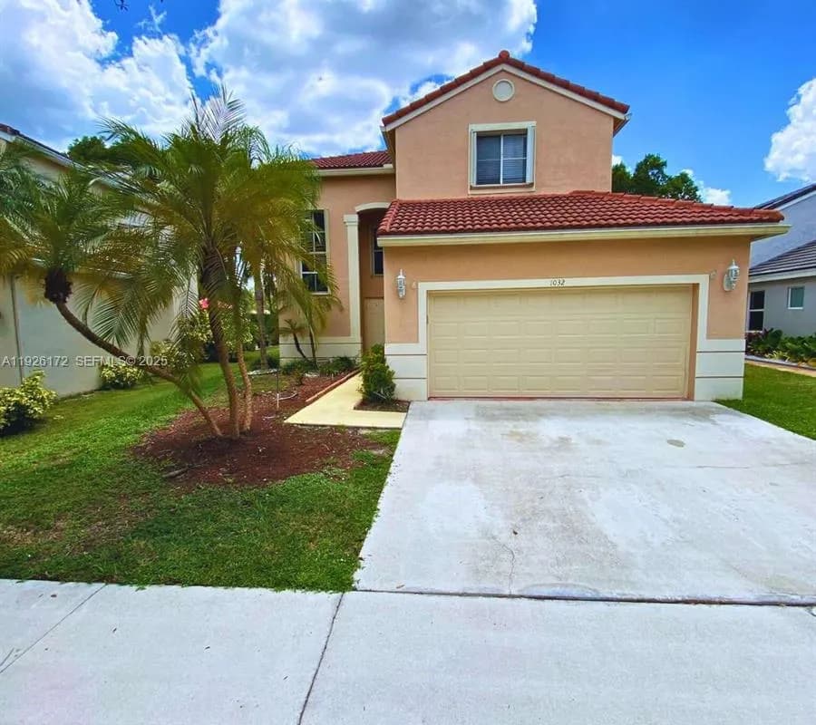 1032 Sequoia Ln, Weston FL 33327