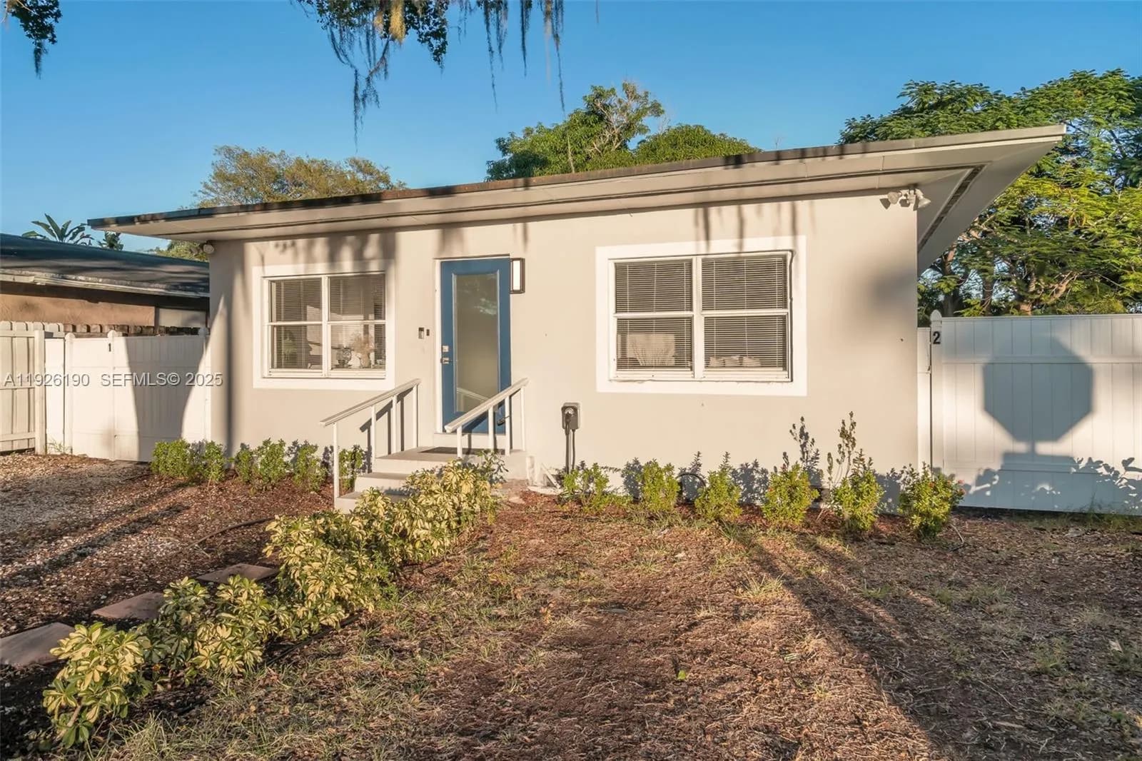 1100 NW 7th Ave, Fort Lauderdale FL 33311