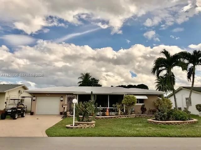 4908 NW 47th Ter, Tamarac FL 33319