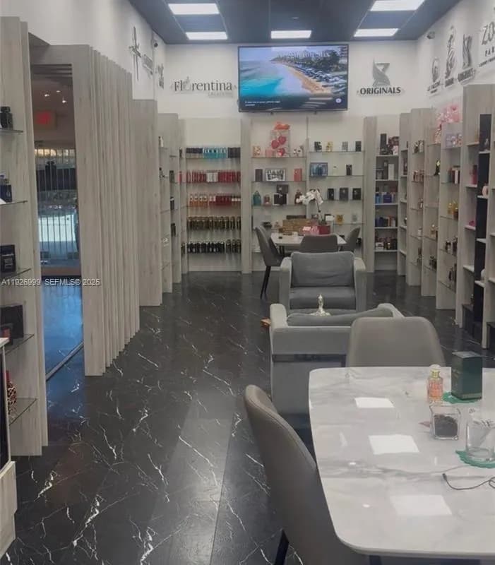 5101 NW 79th Ave, Doral FL 33166