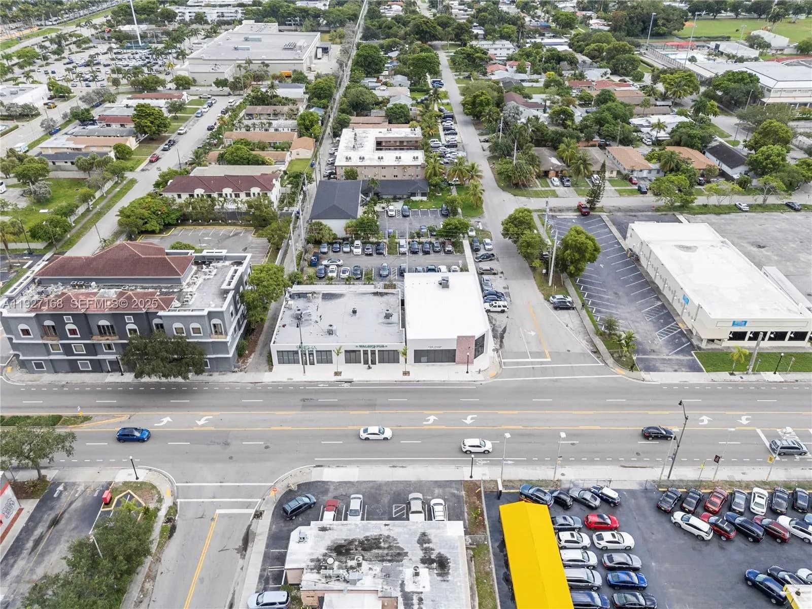 2215 N Federal Hwy, Hollywood FL 33020