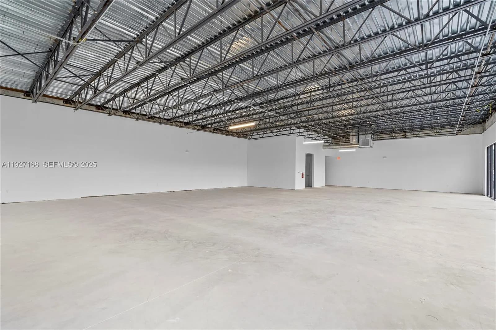 2215 N Federal Hwy, Hollywood FL 33020