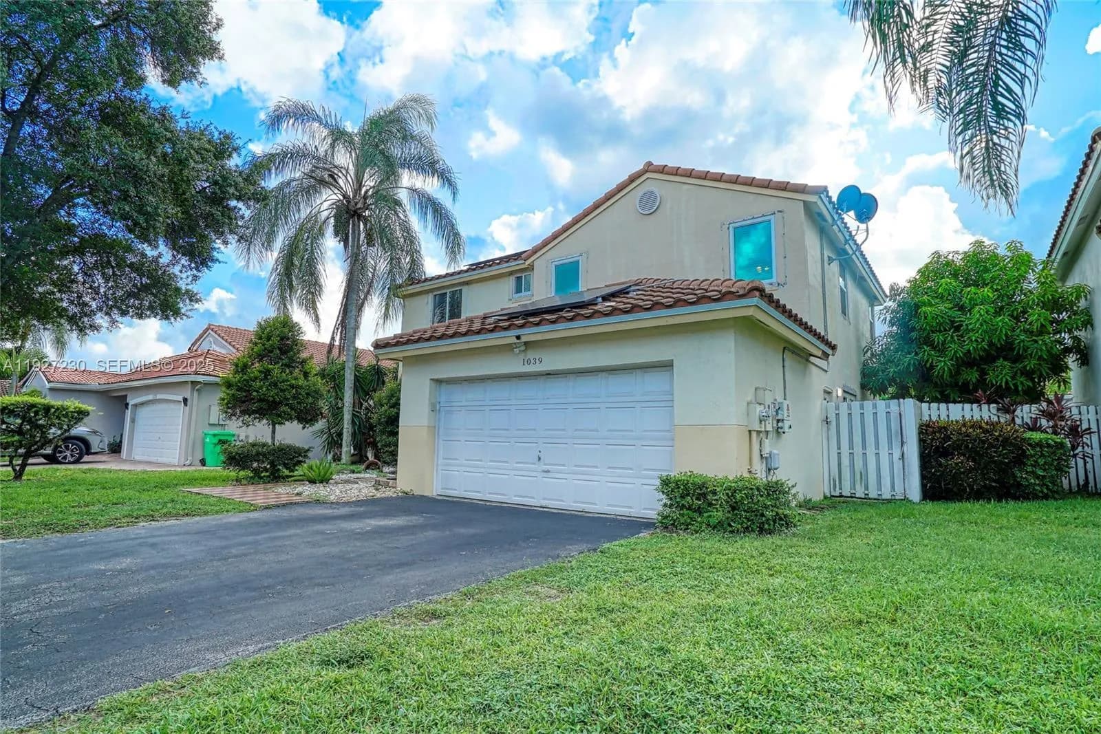 1039 NW 124th Ter, Sunrise FL 33323