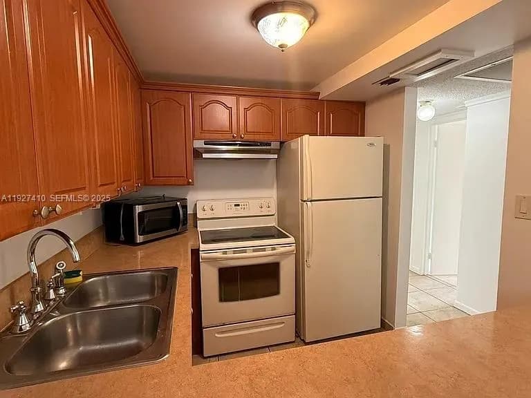 5855 Washington St # 91, Hollywood FL 33023