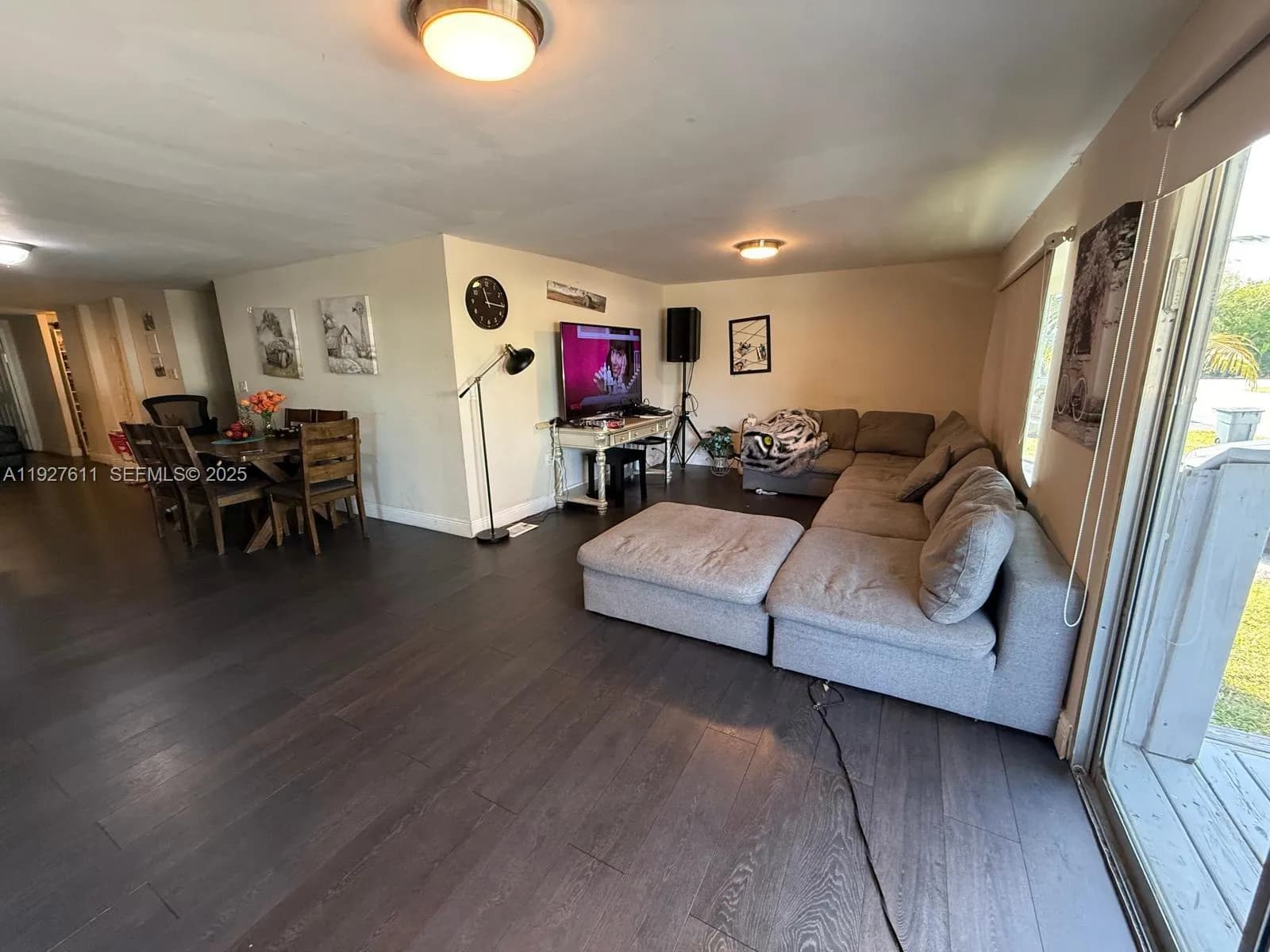 5290 SW 22nd Ter, Dania Beach FL 33312