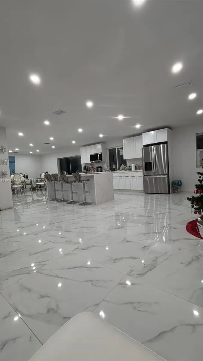 21160 SW 328th St, Homestead FL 33030