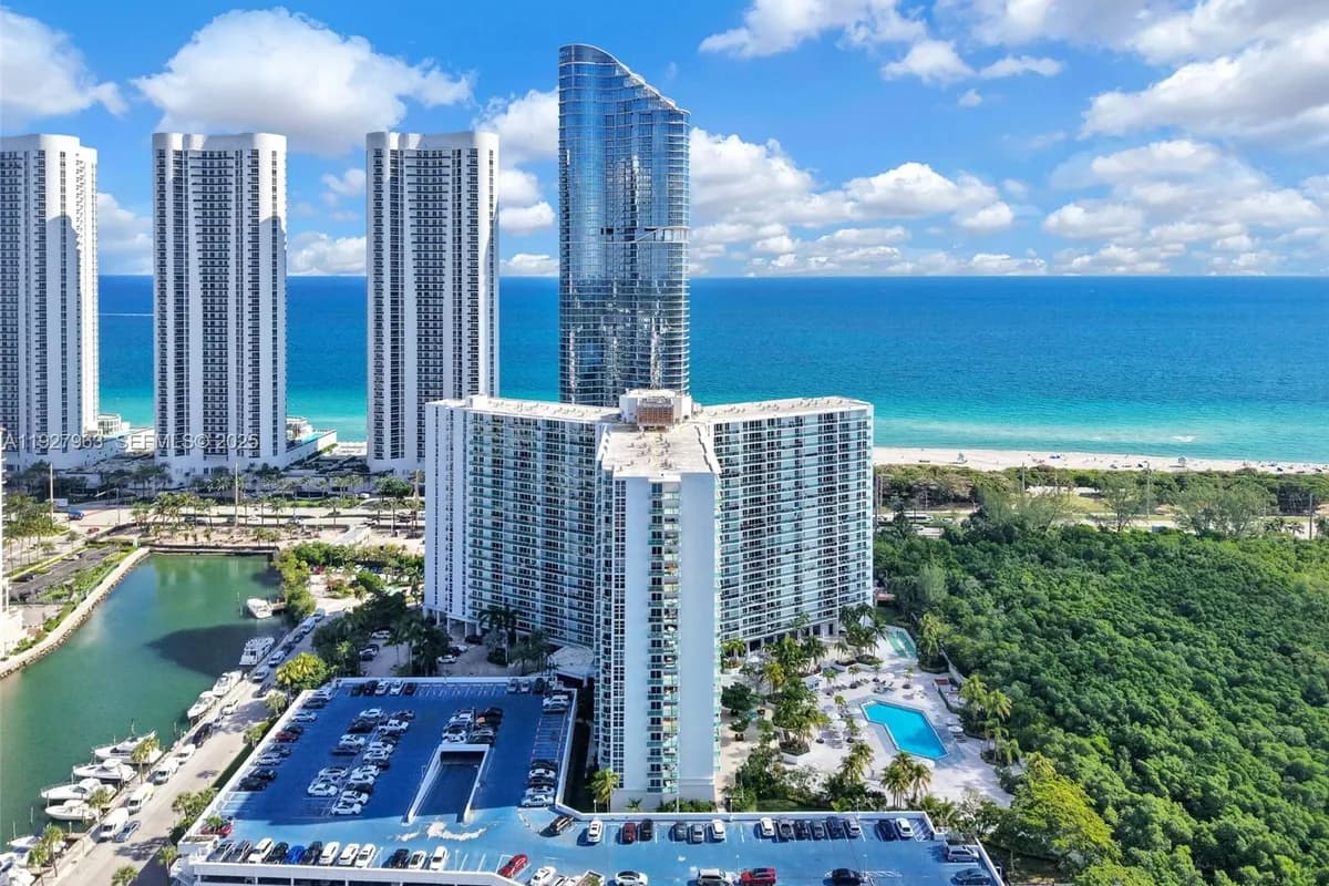 100 Bayview Dr # 606, Sunny Isles Beach FL 33160