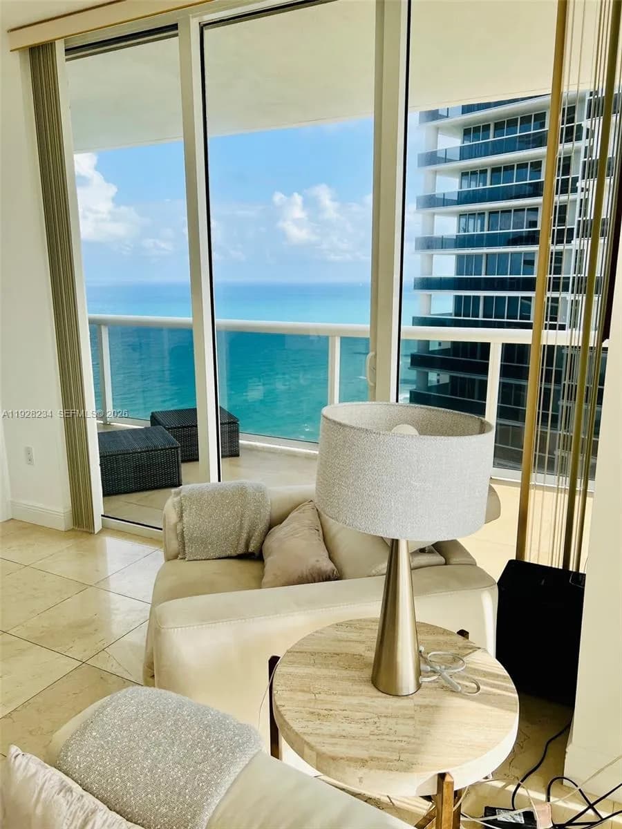 1830 S Ocean Dr # 3006, Hallandale Beach FL 33009