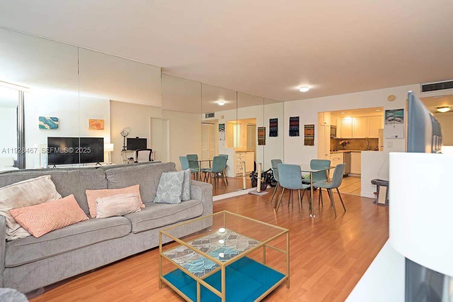 1901 Brickell Ave # B905, Miami FL 33129