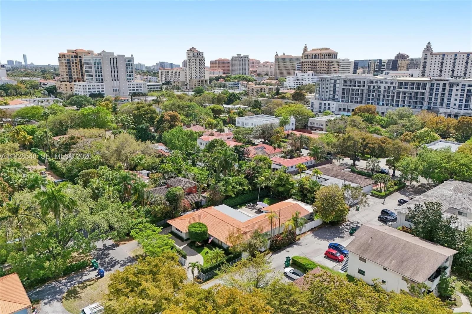 360 Menores Ave, Coral Gables FL 33134